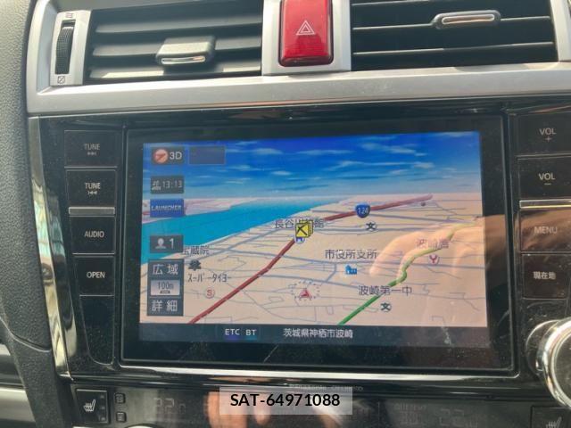 Subaru LEGACY B4 2017-02 8562368-17