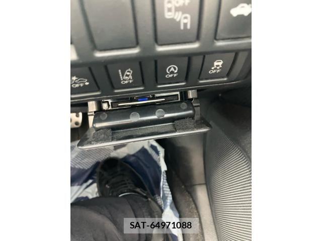 Subaru LEGACY B4 2017-02 8562368-19