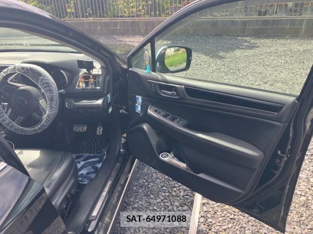 Subaru LEGACY B4 2017-02 8562368-8