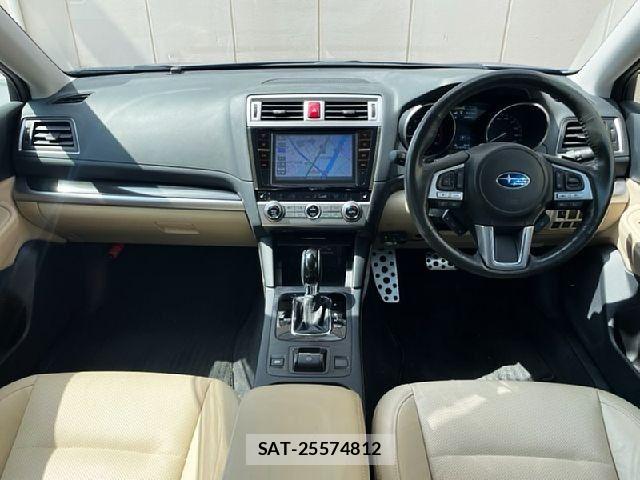 Subaru LEGACY B4 2017-09 8780807-1
