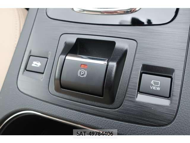 Subaru LEGACY B4 2018-03 8780808-16