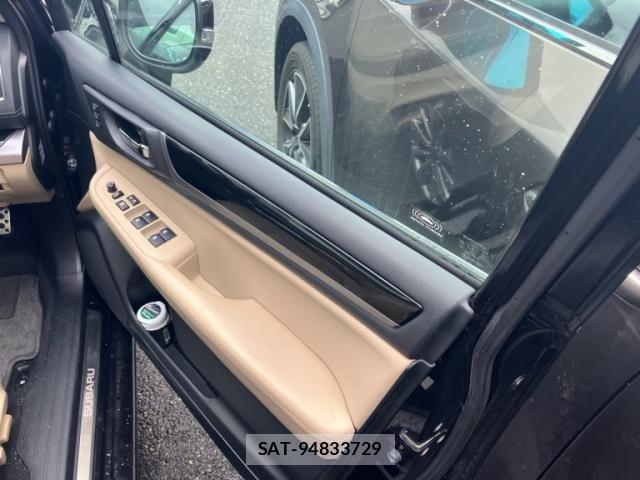 Subaru LEGACY B4 2018-09 8796416-9