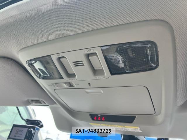 Subaru LEGACY B4 2018-09 8796416-19