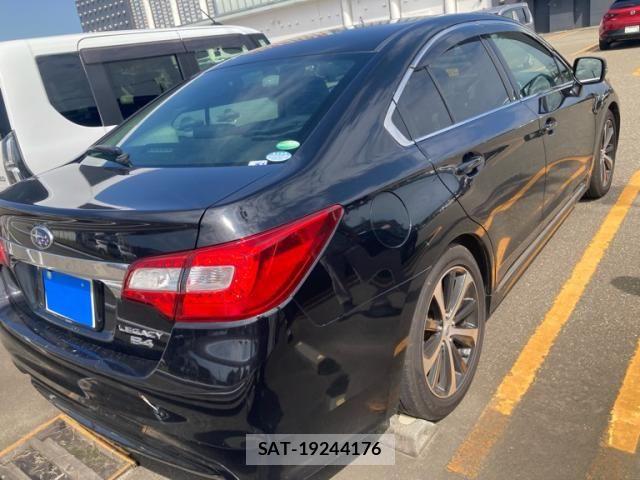 Subaru LEGACY B4 2016-02 8829868-2