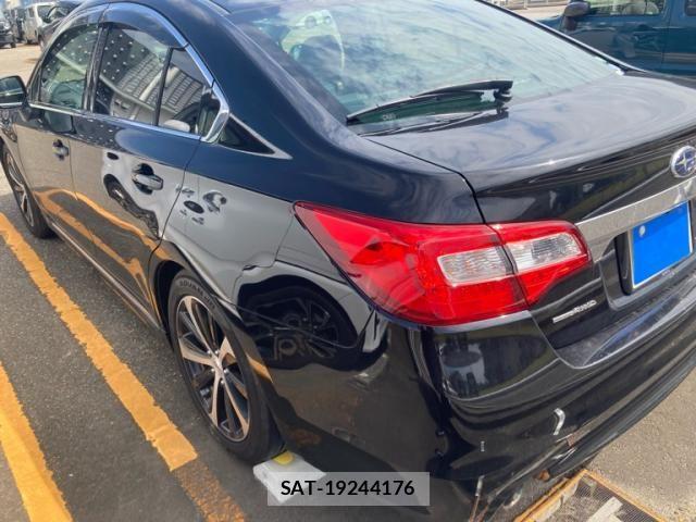 Subaru LEGACY B4 2016-02 8829868-3