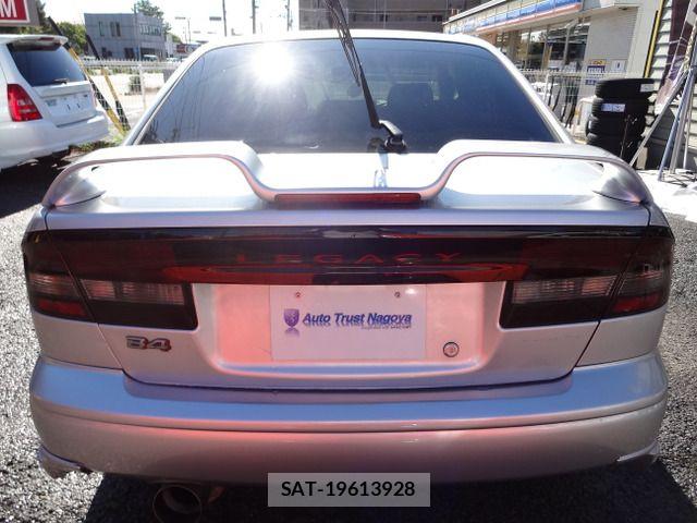 Subaru LEGACY B4 2002-03 8880421-13