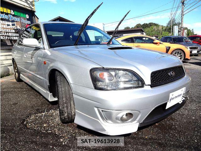 Subaru LEGACY B4 2002-03 8880421-4