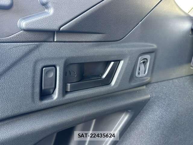 Subaru OUTBACK 2023-10 705277-11