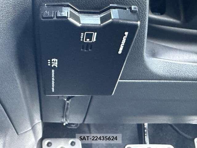 Subaru OUTBACK 2023-10 705277-19
