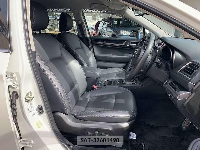 Subaru OUTBACK 2017-03 813618-9
