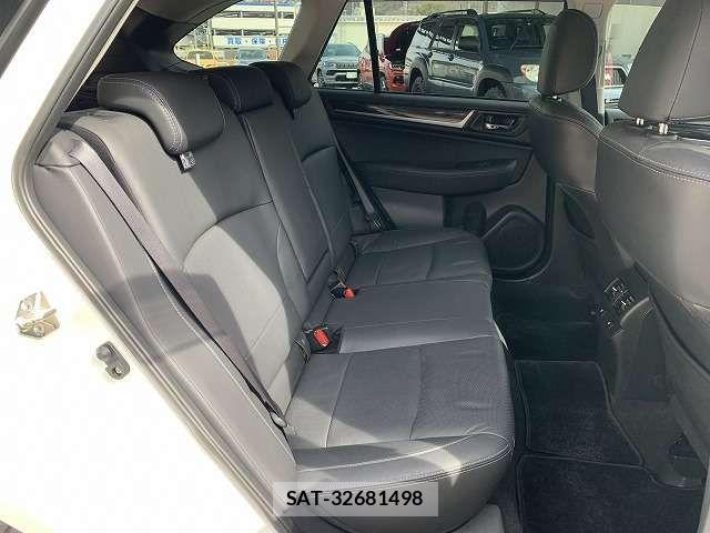 Subaru OUTBACK 2017-03 813618-10