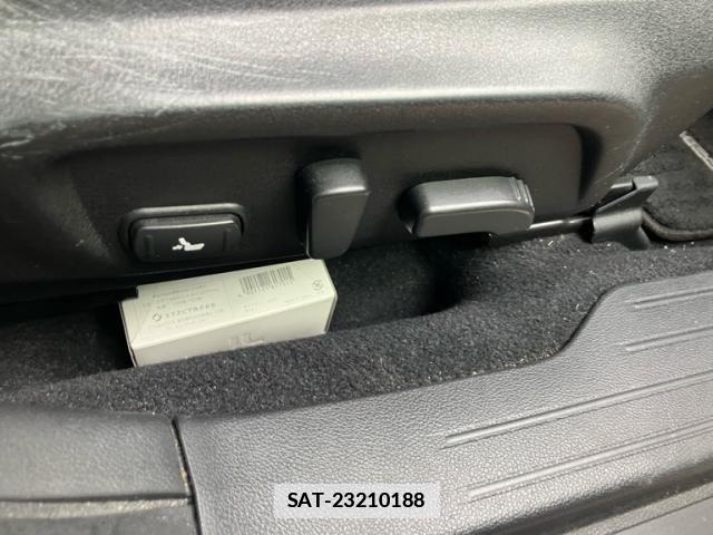 Subaru OUTBACK 2017-12 2486699-9