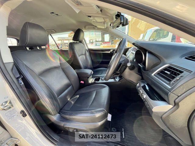 Subaru OUTBACK 2017-03 2668367-18