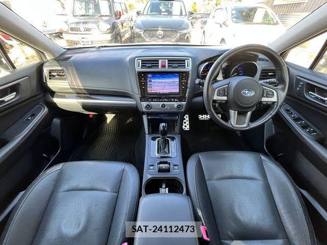 Subaru OUTBACK 2017-03 2668367-1