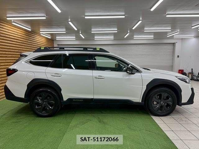 Subaru OUTBACK 2023-04 3066300-17