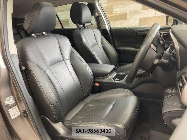 Subaru OUTBACK 2022-10 3066299-11