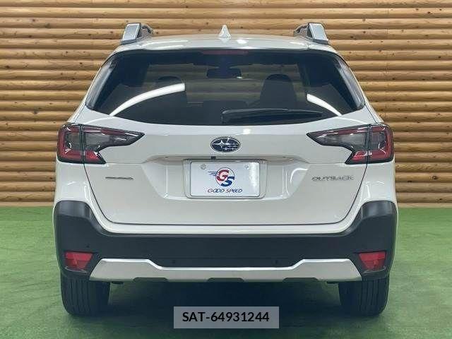 Subaru OUTBACK 2023-07 3906986-18