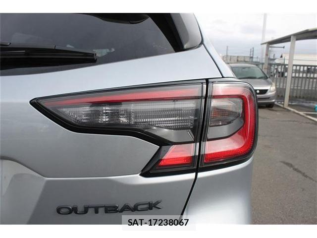 Subaru OUTBACK 2024-03 4044385-14