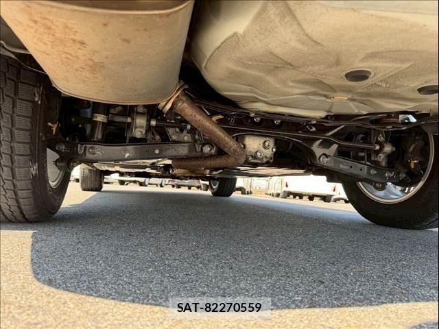 Subaru OUTBACK 2015-05 4595108-29