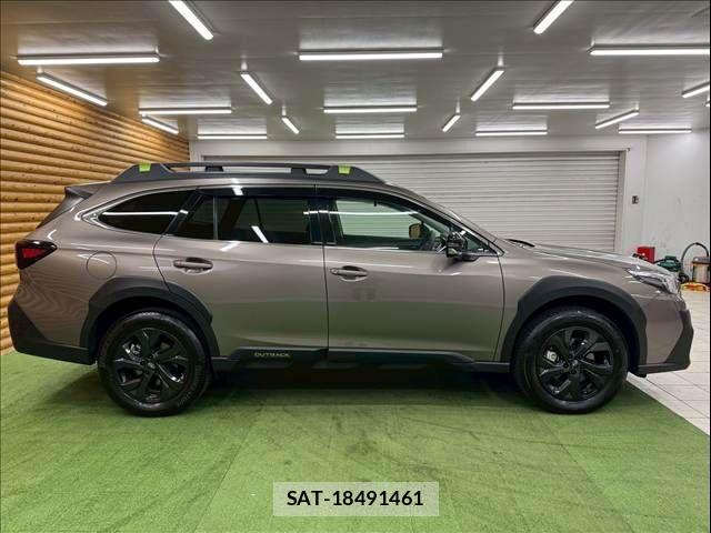 Subaru OUTBACK 2023-09 4754892-17