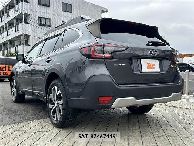 Subaru OUTBACK 2022-07 4963221-12