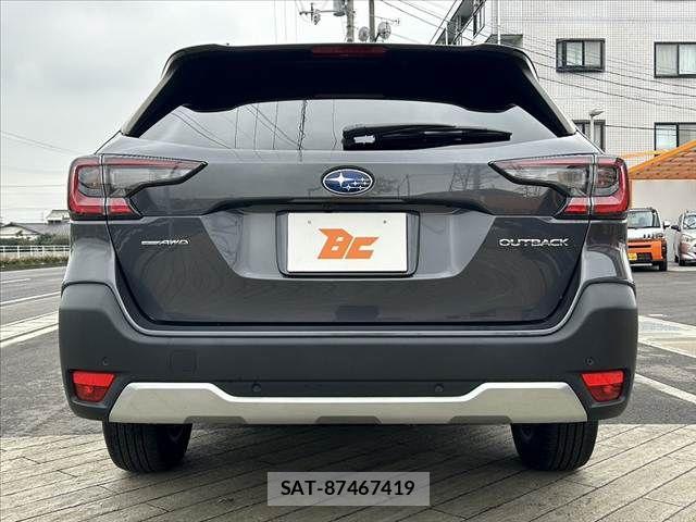 Subaru OUTBACK 2022-07 4963221-13