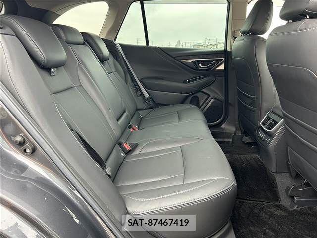 Subaru OUTBACK 2022-07 4963221-18