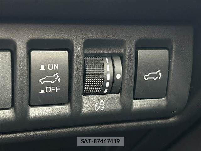 Subaru OUTBACK 2022-07 4963221-23