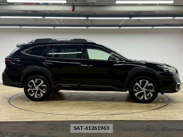 Subaru OUTBACK 2022-02 6216231-17