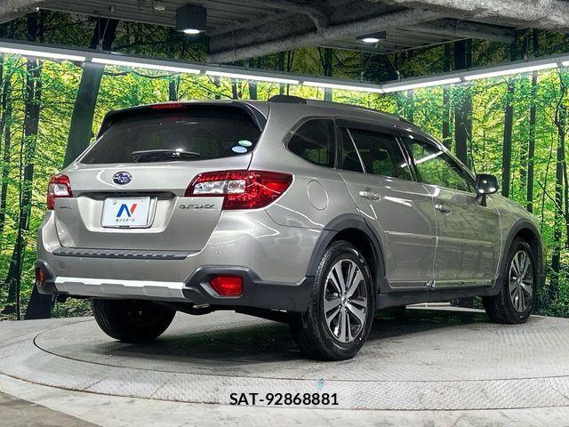 Subaru OUTBACK 2017-10 6245029-19