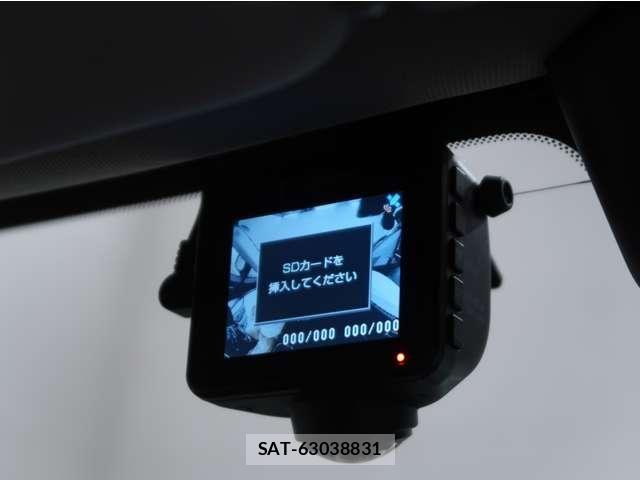 Subaru OUTBACK 2022-01 6304911-28