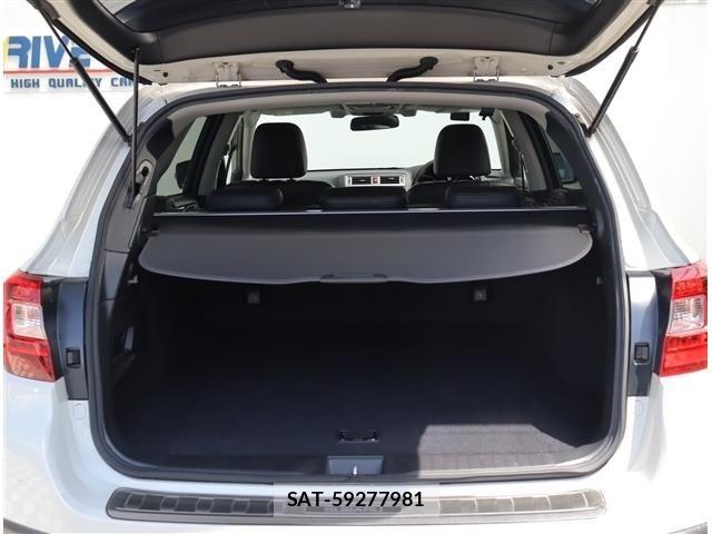Subaru OUTBACK 2019-04 6499249-12