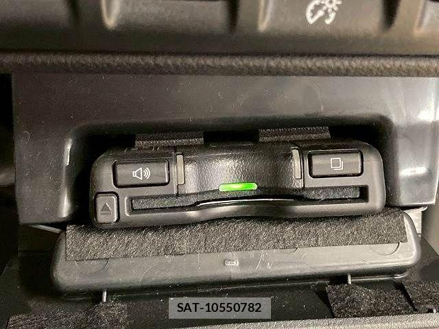 Subaru OUTBACK 2022-04 6545480-10