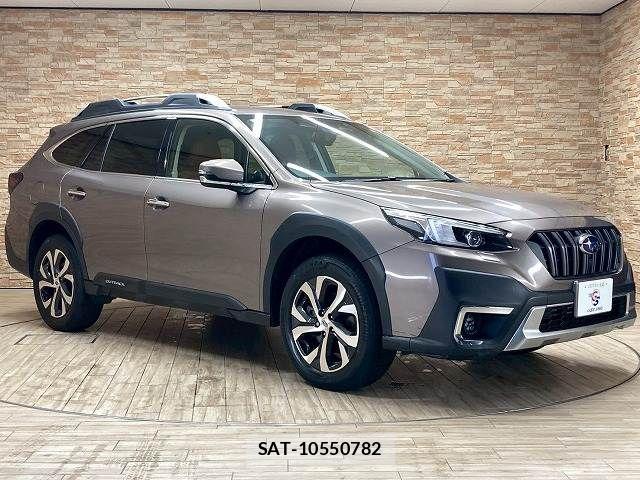 Subaru OUTBACK 2022-04 6545480-14
