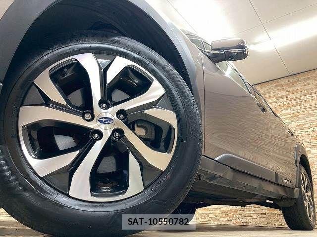 Subaru OUTBACK 2022-04 6545480-18