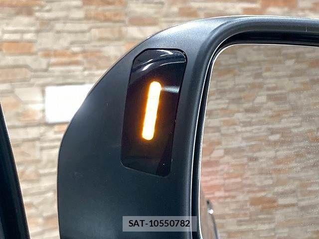 Subaru OUTBACK 2022-04 6545480-7