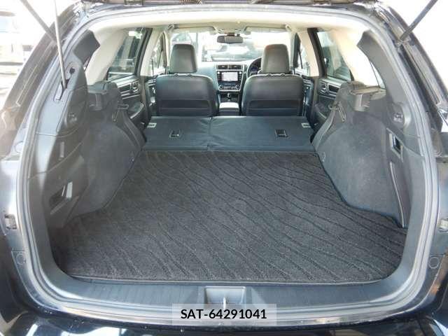Subaru OUTBACK 2018-01 6612693-11