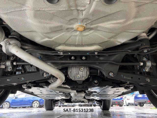 Subaru OUTBACK 2017-10 6641795-19