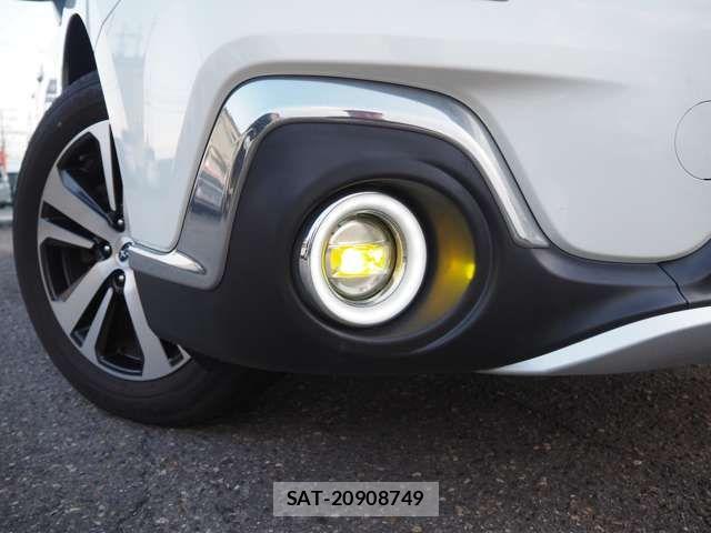 Subaru OUTBACK 2018-01 6672209-12