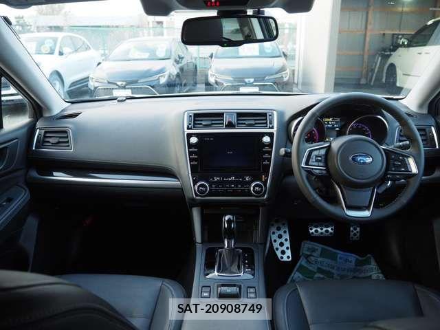 Subaru OUTBACK 2018-01 6672209-1