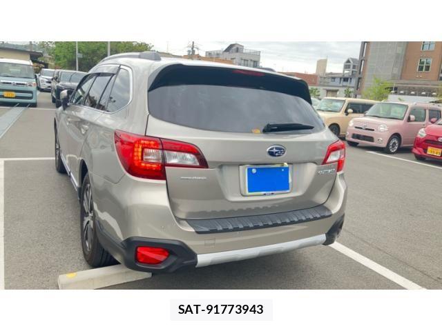 Subaru OUTBACK 2017-11 6672210-1