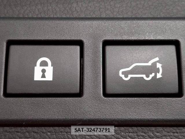 Subaru OUTBACK 2022-01 6815646-4