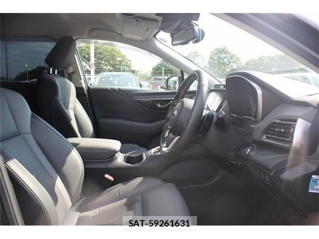 Subaru OUTBACK 2023-01 6815650-24