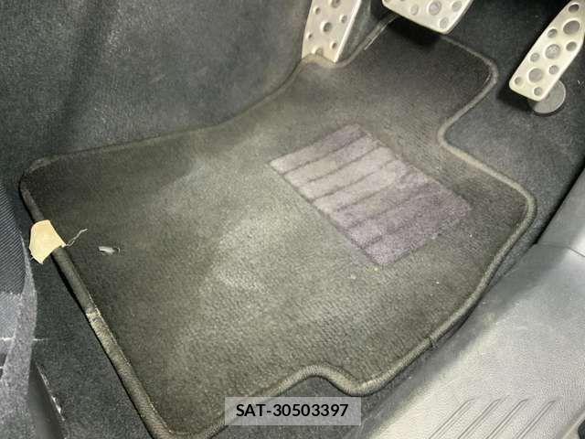 Subaru OUTBACK 2022-01 6907437-18