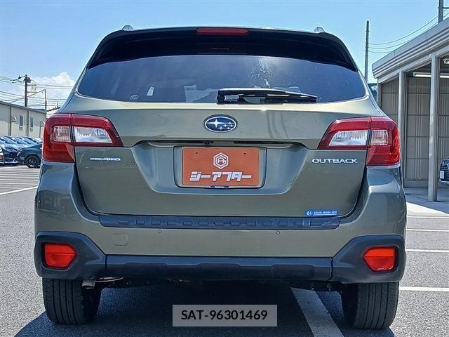 Subaru OUTBACK 2017-11 6907449-9