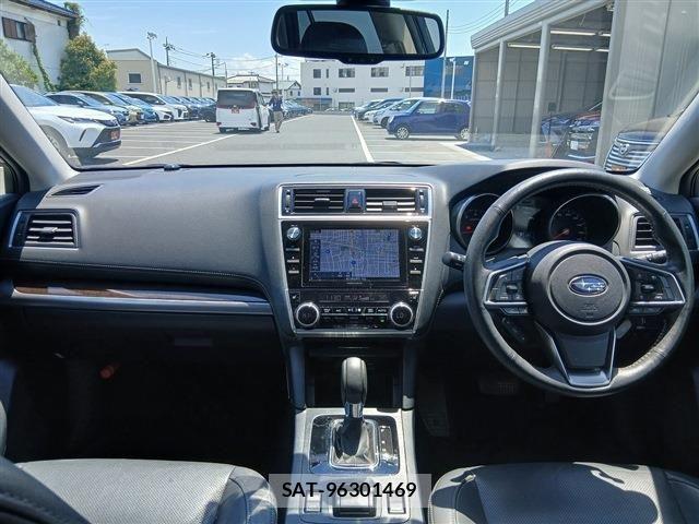 Subaru OUTBACK 2017-11 6907449-16