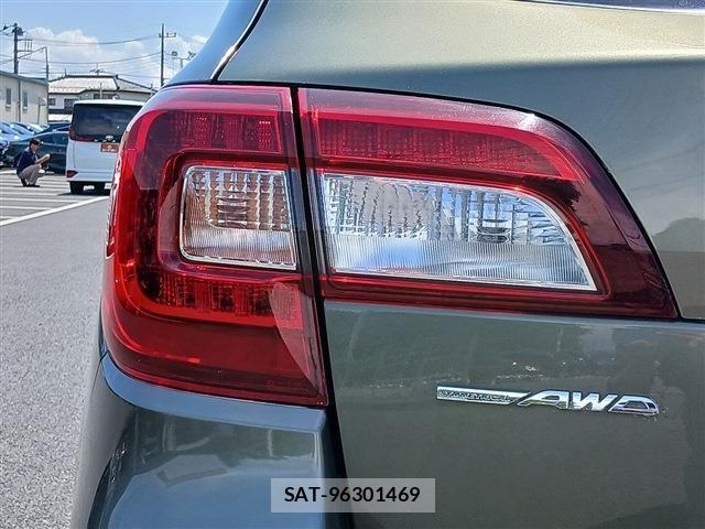 Subaru OUTBACK 2017-11 6907449-27