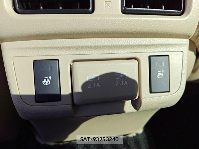 Subaru OUTBACK 2020-02 6907441-23