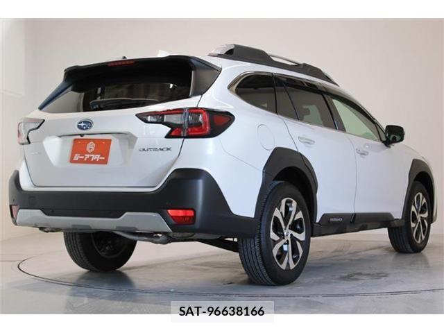 Subaru OUTBACK 2023-01 6907439-11