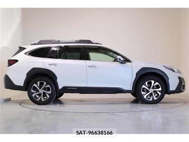 Subaru OUTBACK 2023-01 6907439-12